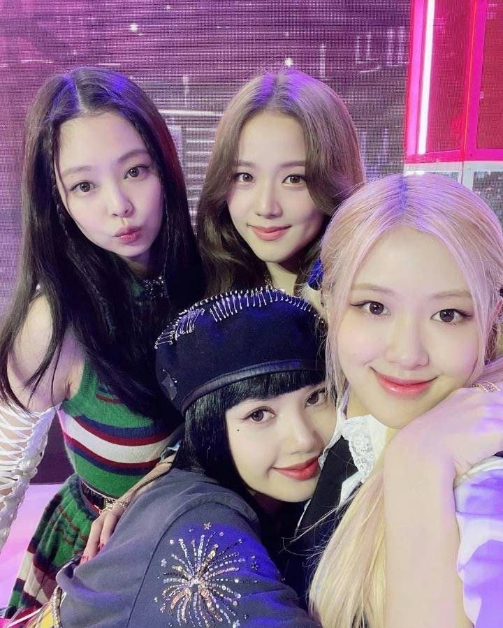  BLACKPINK 